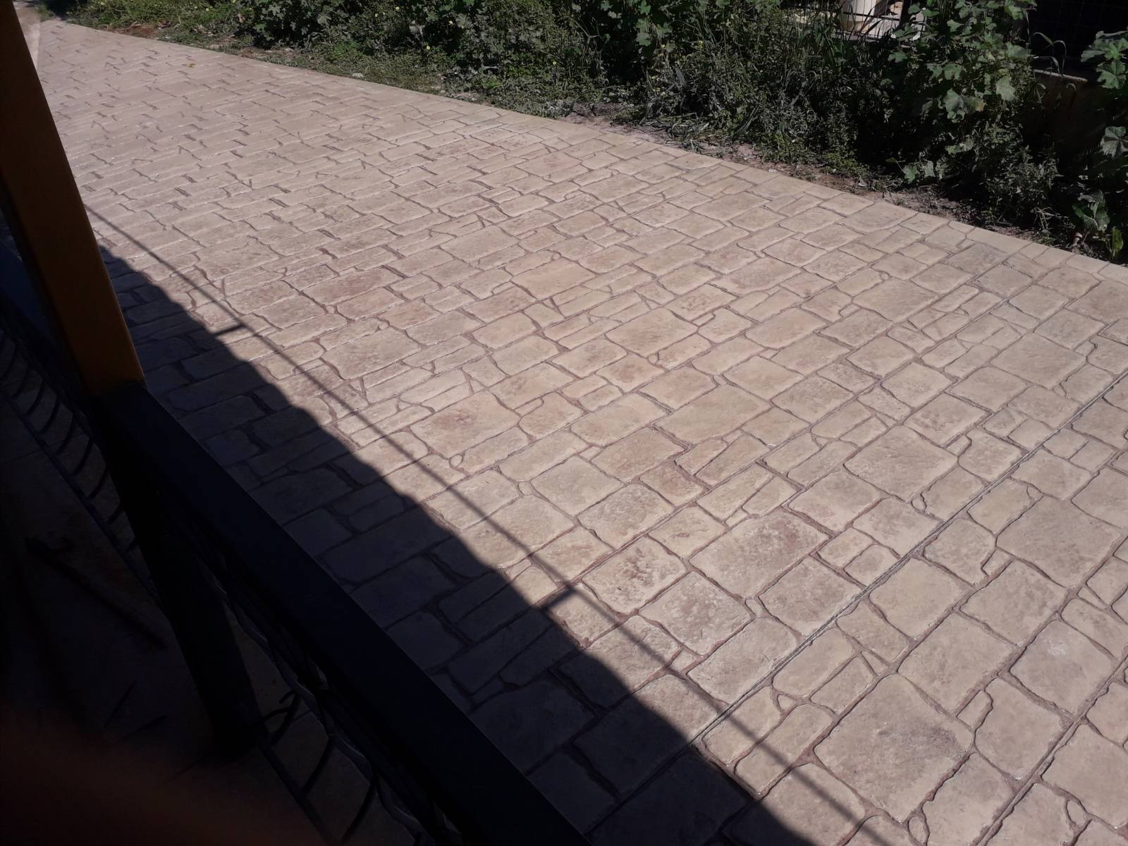 Σταμπωτό δάπεδο σε κατοικία