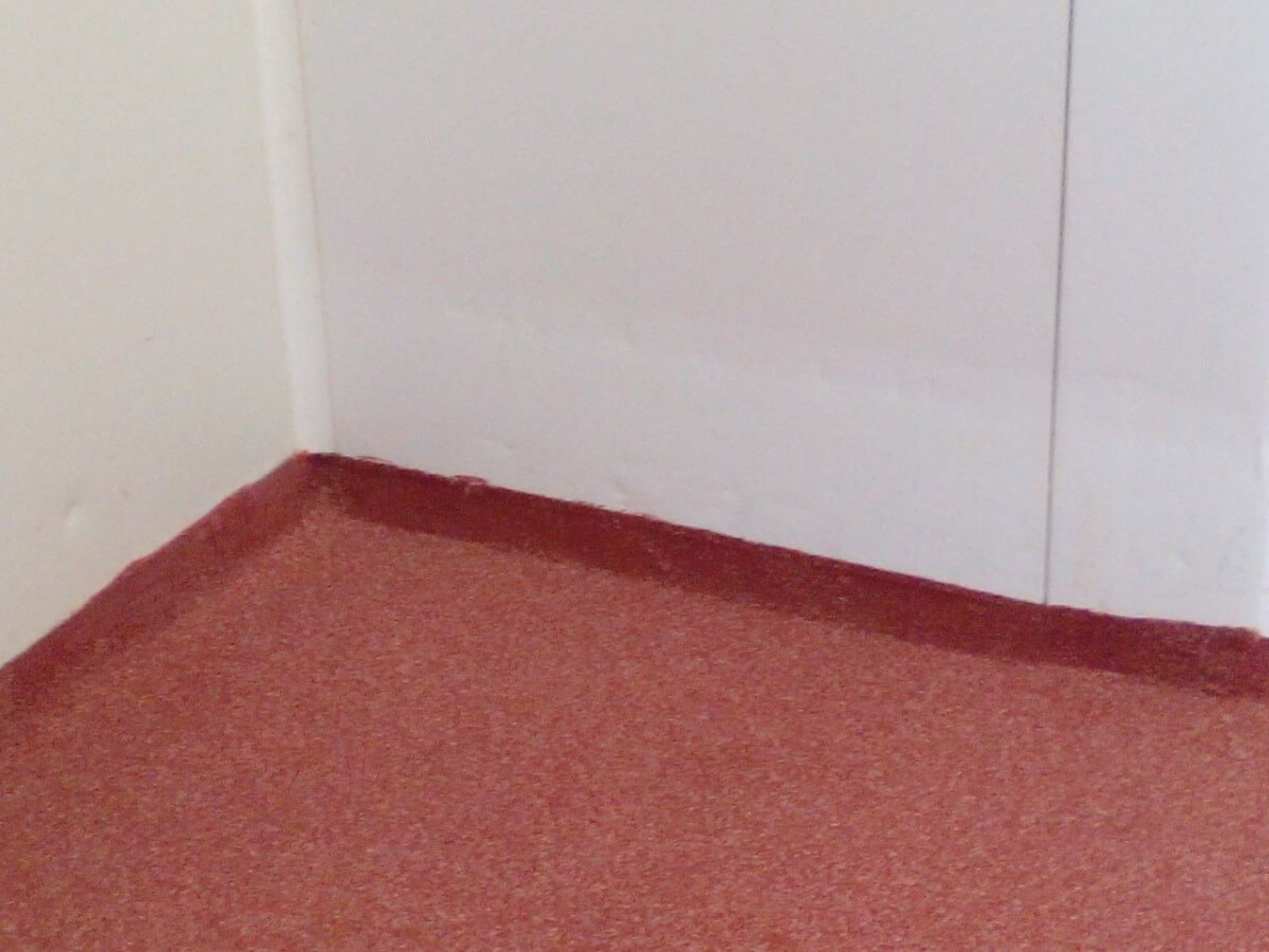 Αυτοεπιπεδούμενο με κόκκους χαλαζία